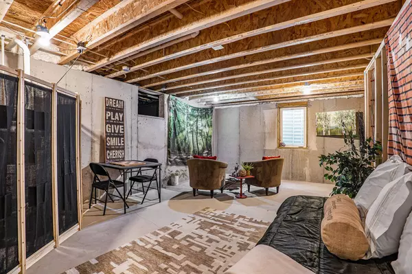 6738 Ramsdell NE Drive Rockford, MI 49341