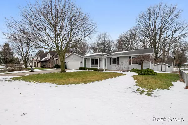 Jenison, MI 49428,6887 Eric Avenue