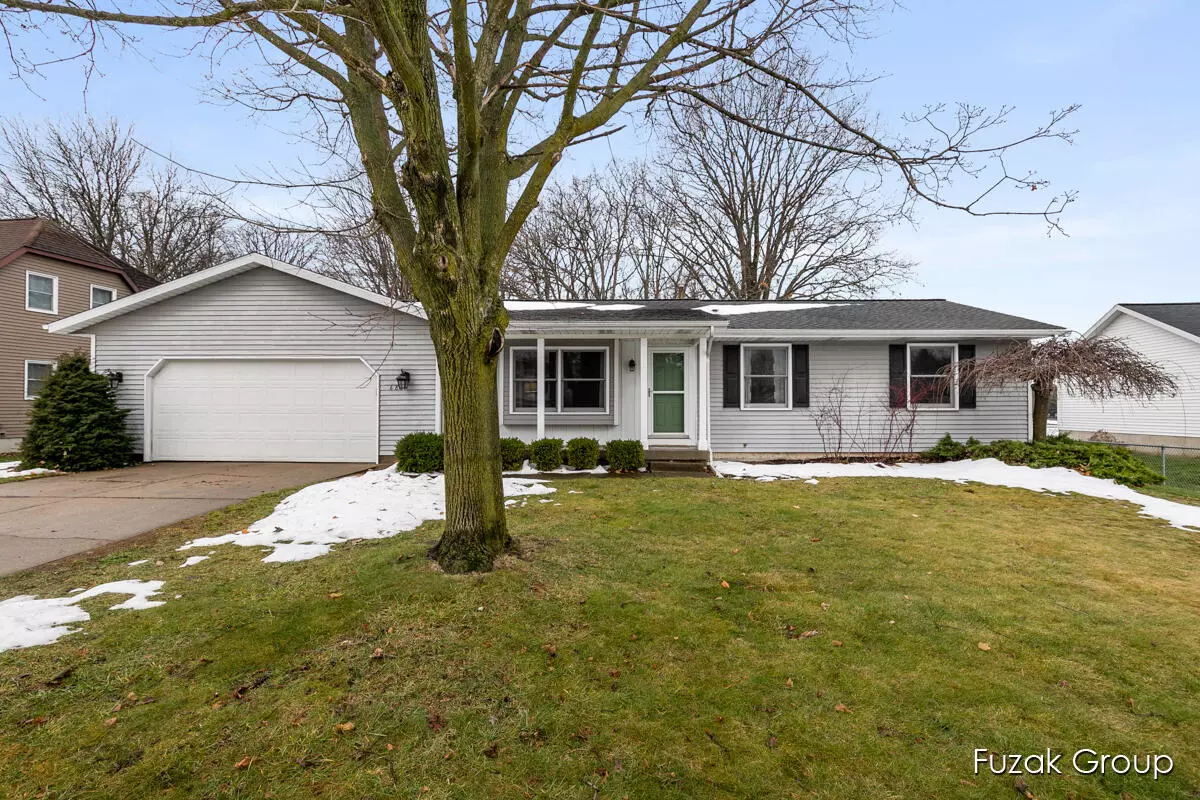 Jenison, MI 49428,6887 Eric Avenue