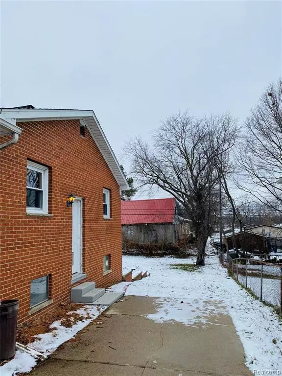Ypsilanti, MI 48197,826 MADISON Street