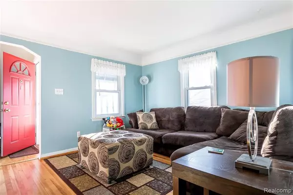 Royal Oak, MI 48067,723 MARLIN Avenue