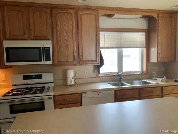 Clio, MI 48420,9044 N BRAY Road