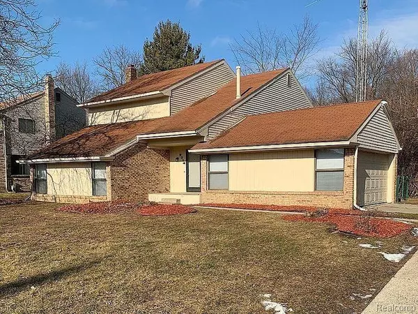 6014 QUAKER HILL Drive, West Bloomfield, MI