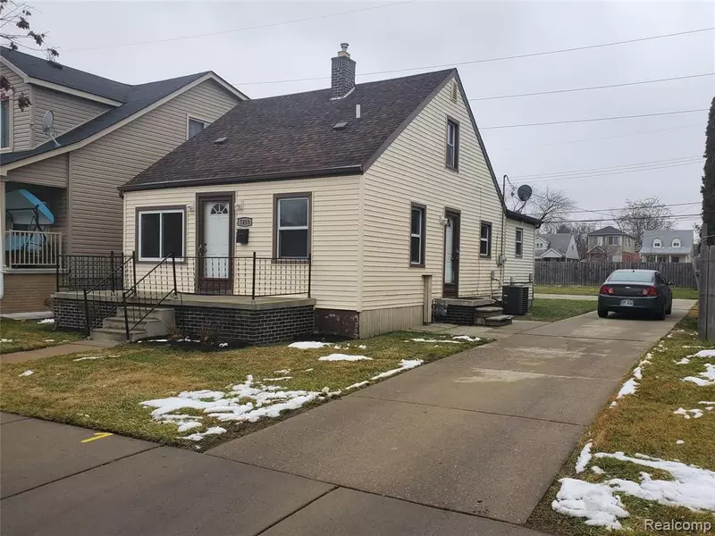 7433 HORGER Street, Dearborn, MI 48126