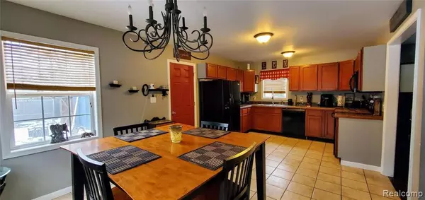 Burton, MI 48529,2132 E BOATFIELD Avenue