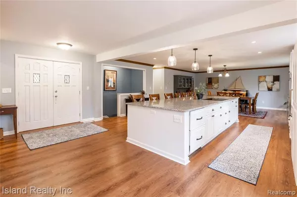 MI 48138,8254 ISLAND Boulevard