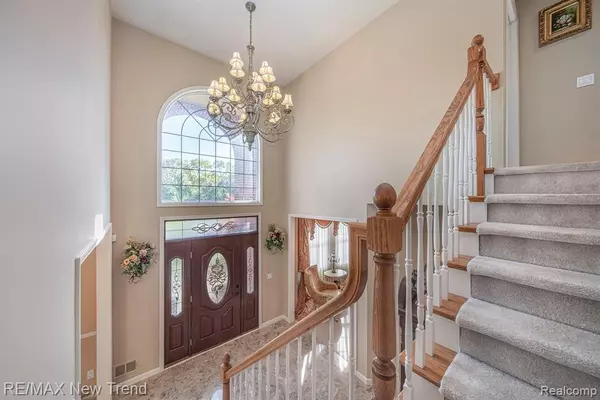 Farmington Hills, MI 48331,39366 LILLY Court