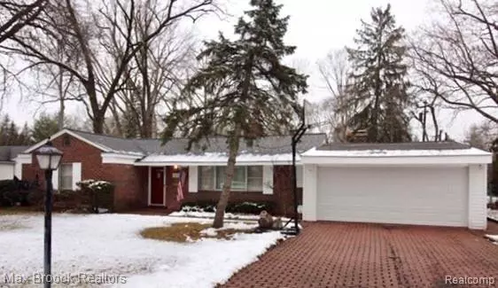 16156 MADOLINE Street, Beverly Hills, MI 48025