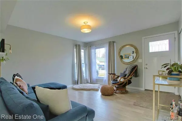 Royal Oak, MI 48073,1108 MILLARD Avenue