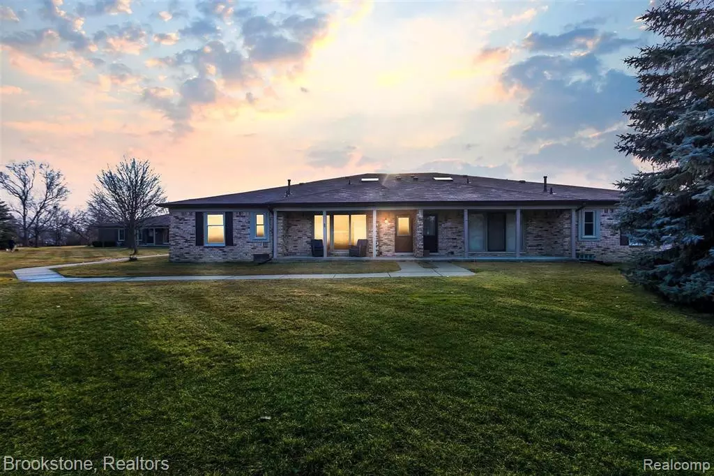 Shelby Twp, MI 48315,15071 SEBASTIAN Court