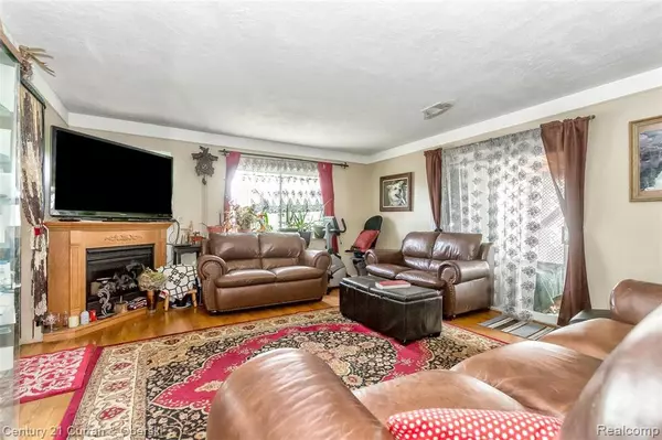Dearborn Heights, MI 48125,4992 Williams Street