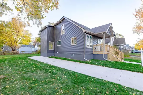 Ferndale, MI 48220,860 WORDSWORTH Street