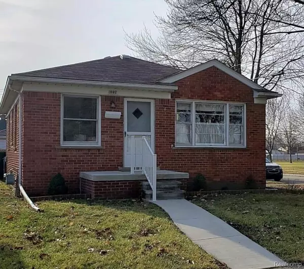 1697 LIBERTY Avenue, Lincoln Park, MI 48146