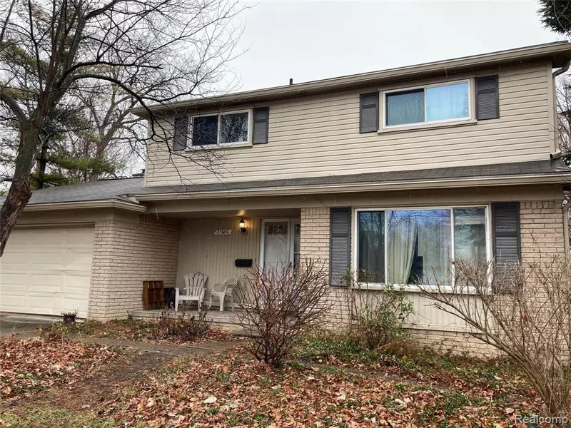 27600 MARQUETTE Street, Garden City, MI