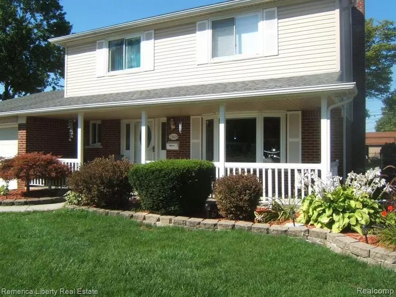 33609 CHATSWORTH Drive, Sterling Heights, MI 48312