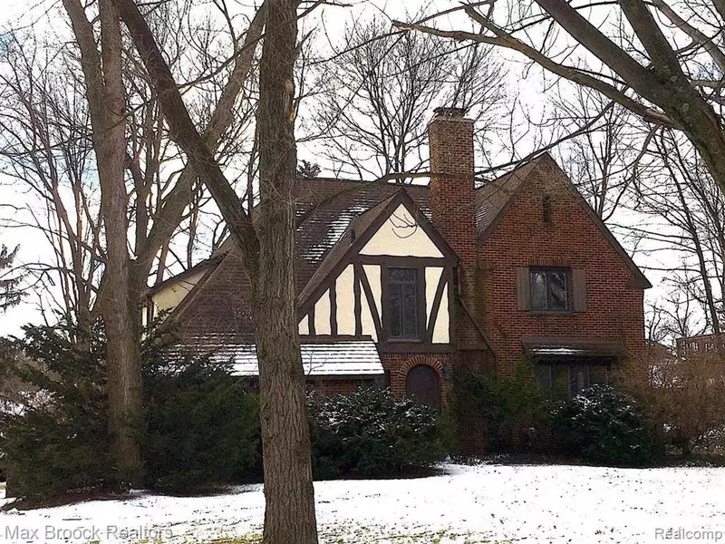 25 ELM PARK Boulevard, Pleasant Ridge, MI