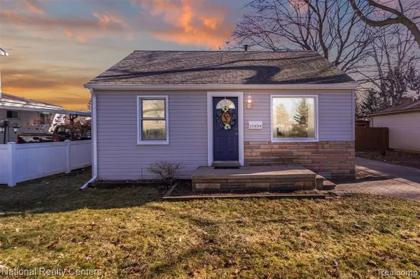 Livonia, MI 48150,11894 CAVELL Street