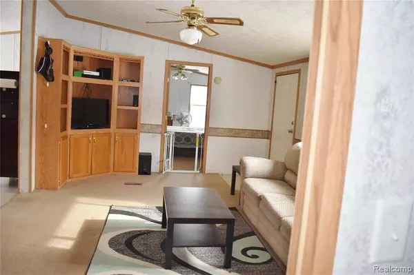 Leslie, MI 49251,4126 COVERT RD