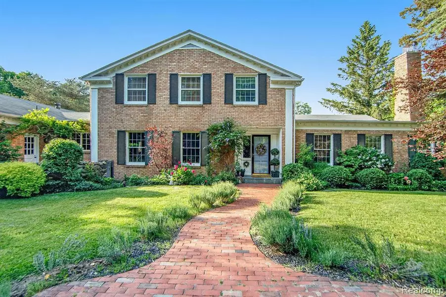 1500 BRAUER Road, Oxford, MI 48371