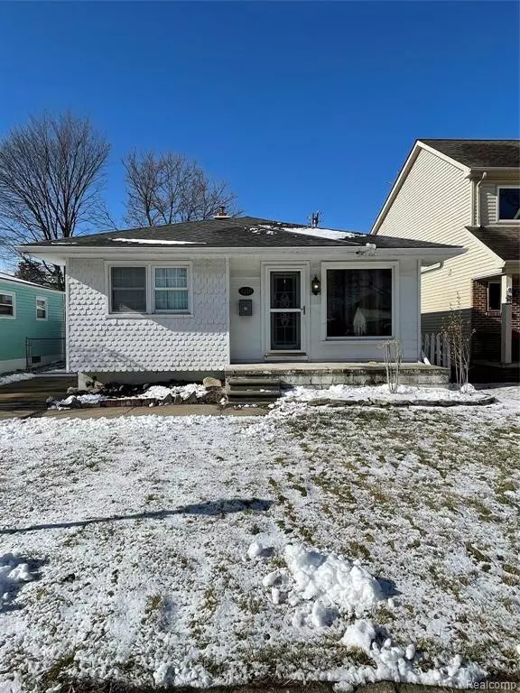 Lincoln Park, MI 48146,4220 BURNS Avenue