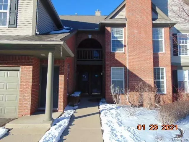 Novi, MI 48377,28381 Carlton Way Drive