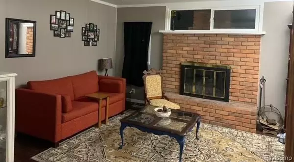Flint, MI 48507,1918 Greenbriar