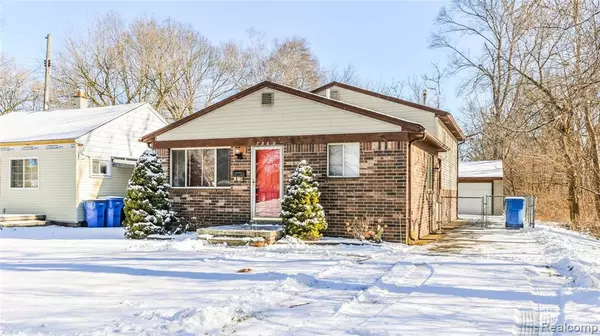 Dearborn Heights, MI 48127,7862 NIGHTINGALE ST