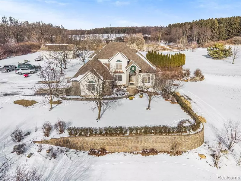 3202 W NEWARK Road, Lapeer, MI 48446