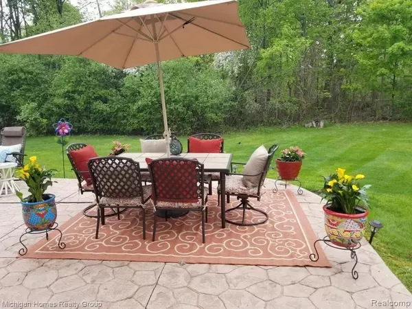 West Bloomfield, MI,6364 PINECROFT Drive