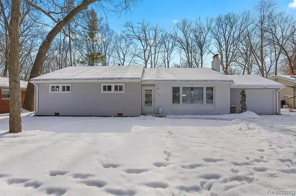 Southfield, MI 48075,21219 MAHON Drive