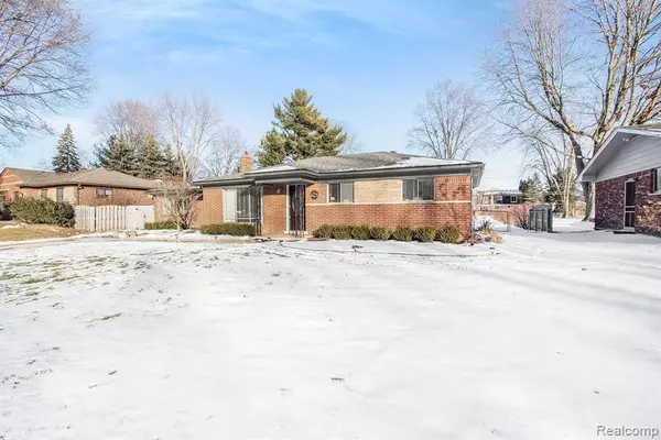 Harrison Township, MI,39150 MEMORY Lane