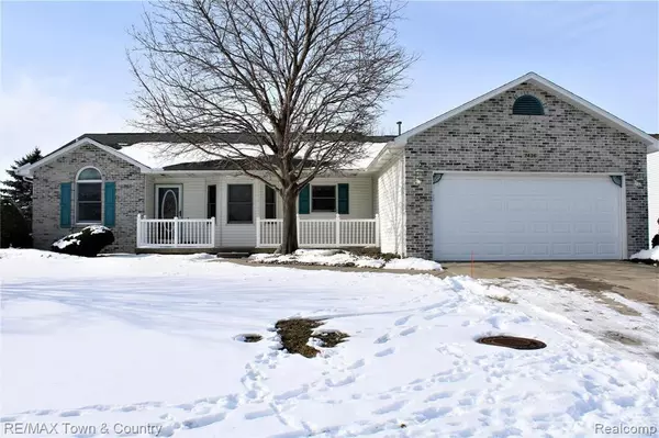 7426 CROSS CREEK Drive, Swartz Creek, MI 48473