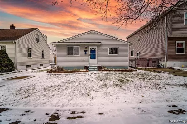 Trenton, MI 48183,3304 Charles