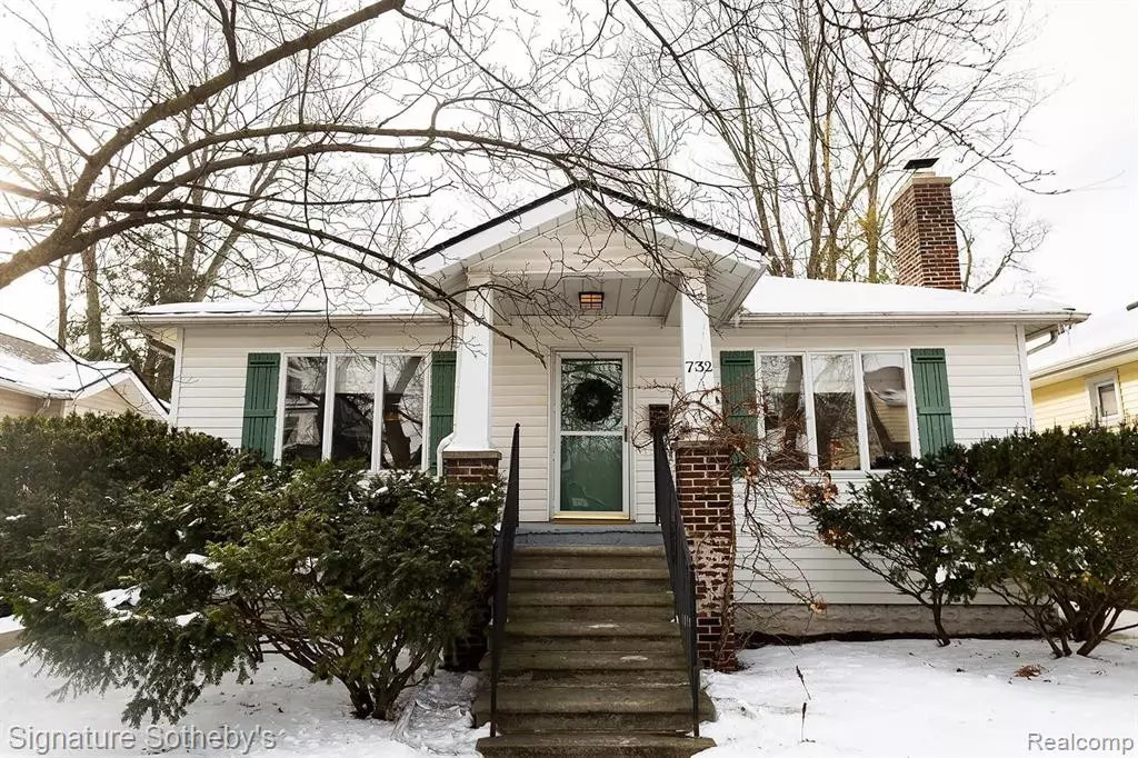 Royal Oak, MI 48067,732 GARDENIA Avenue