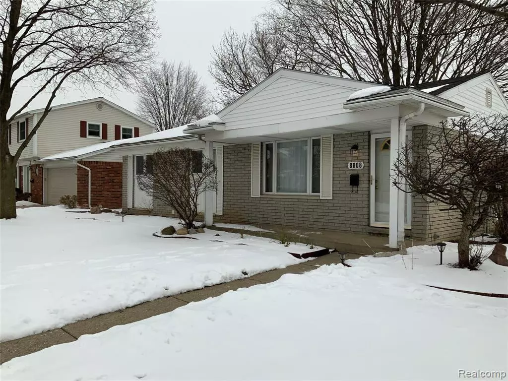 Plymouth, MI 48170,8808 TAVISTOCK Drive