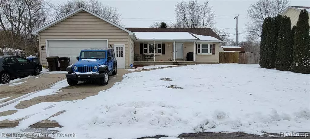 4664 SYCAMORE Road, Newport, MI 48166