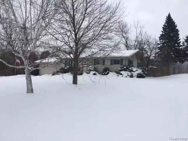 7800 LAVON Drive, Clarkston, MI 48348