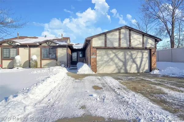 5463 HOLY CROSS CRT, Warren, MI 48091