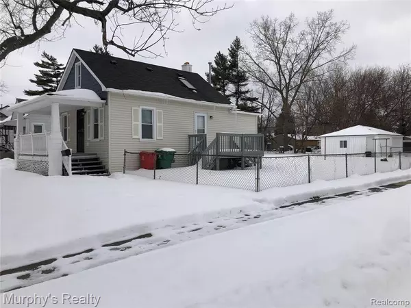 Eastpointe, MI 48021,16227 CHESTERFIELD Avenue