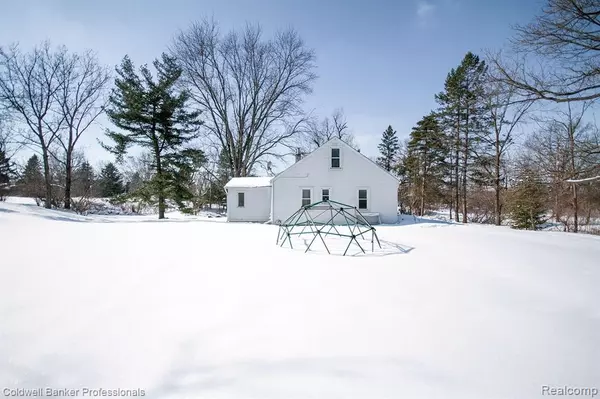 Fenton, MI 48430,8426 E ALLEN ROAD