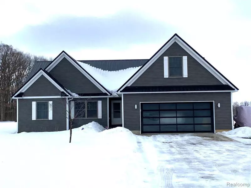 12405 Miller Road, Lennon Vlg, MI 48449