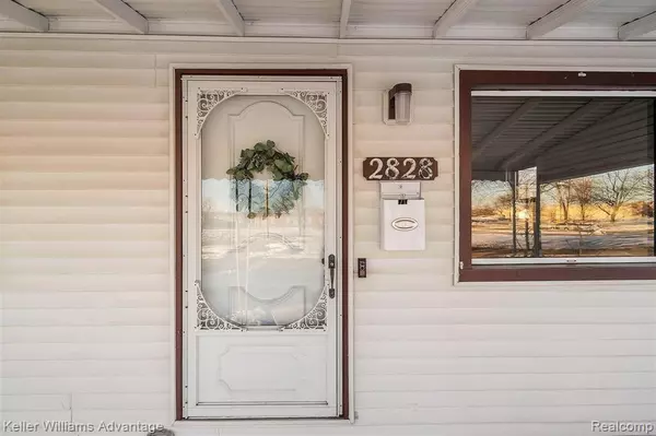 Lincoln Park, MI 48146,2828 BAILEY Avenue