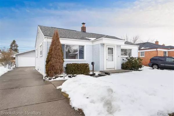 Eastpointe, MI 48021,23805 CUSHING Avenue