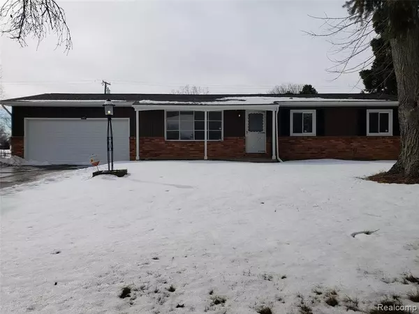 Lapeer, MI 48446,287 Angle Road