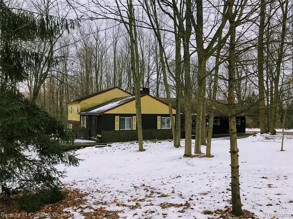 Clarkston, MI 48348,10440 DARTMOUTH Road