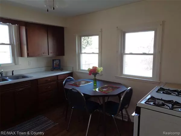 Burton, MI 48529,2165 E WILLIAMSON Street