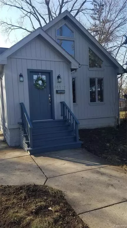 Southfield, MI 48076,28575 GLASGOW Street