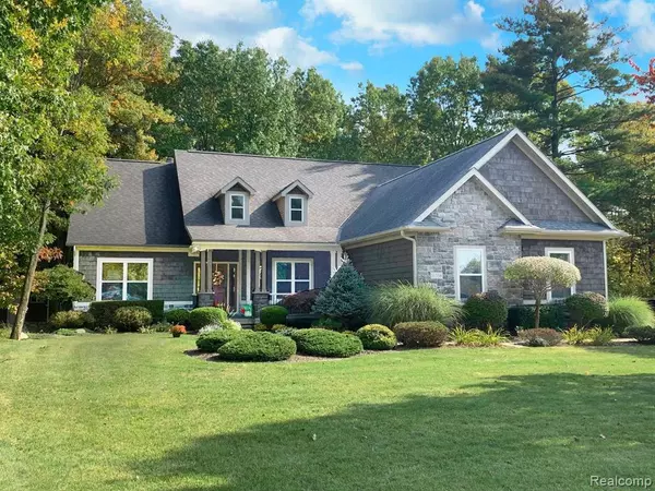 Fenton, MI 48430,11338 PRINCEWOOD Circle