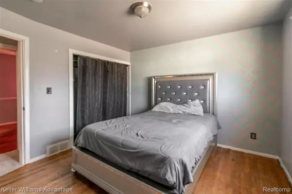 Romulus, MI 48174,6628 GLORIA Street