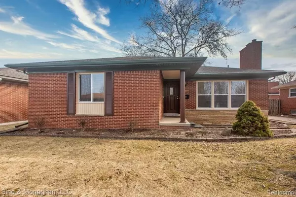 30508 CHAMPINE Street, Saint Clair Shores, MI 48082